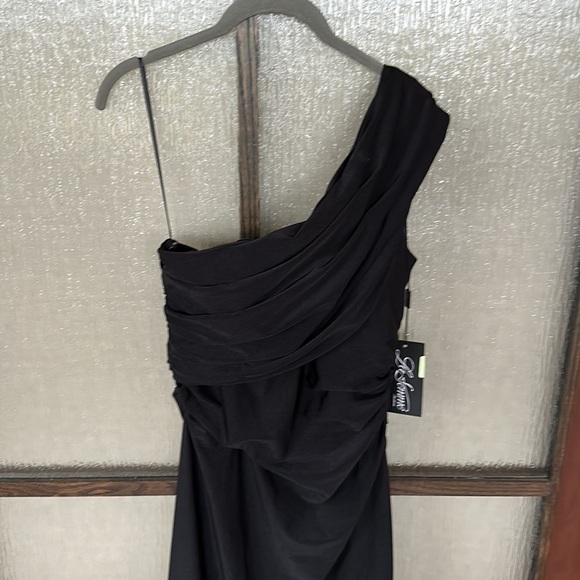 La Femme one shoulder Jersey gown size 16 NWT - Picture 4 of 9